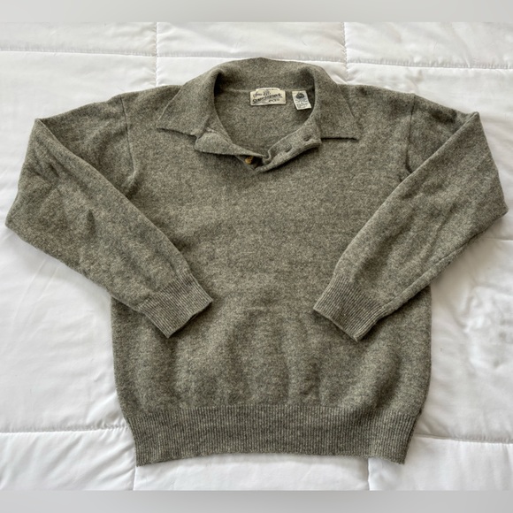 Sears Roebuck Sweaters - 70s True Vintage 100% Lambswool Sears Roebuck and Co Light Gray Collared Sweater
